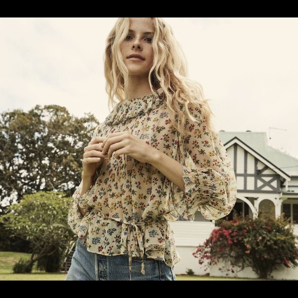 Dôen Cadence floral top size Large